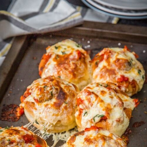 Cheesy Garlic Bread Pizza Bombs